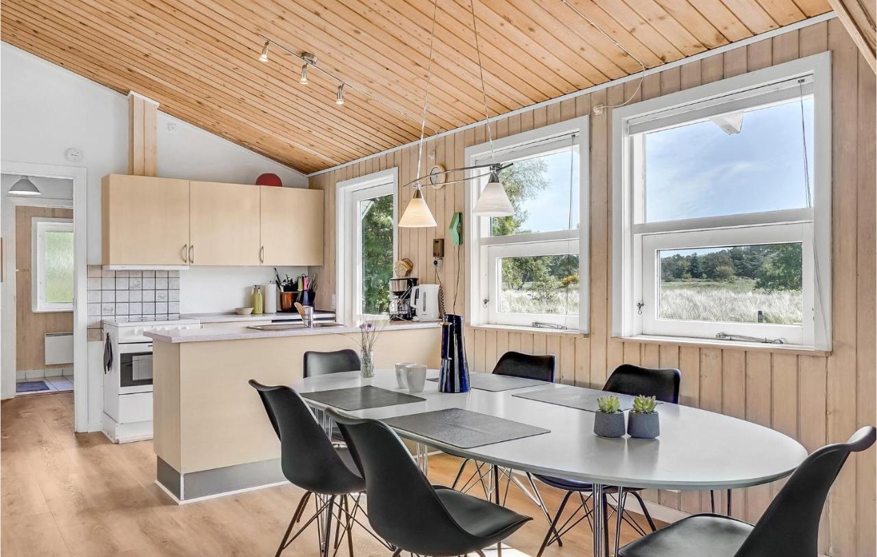 Amazing Home In Blavand With Wifi Luaran gambar