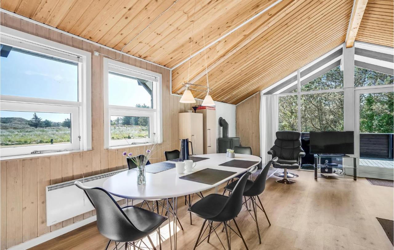 Amazing Home In Blavand With Wifi Luaran gambar